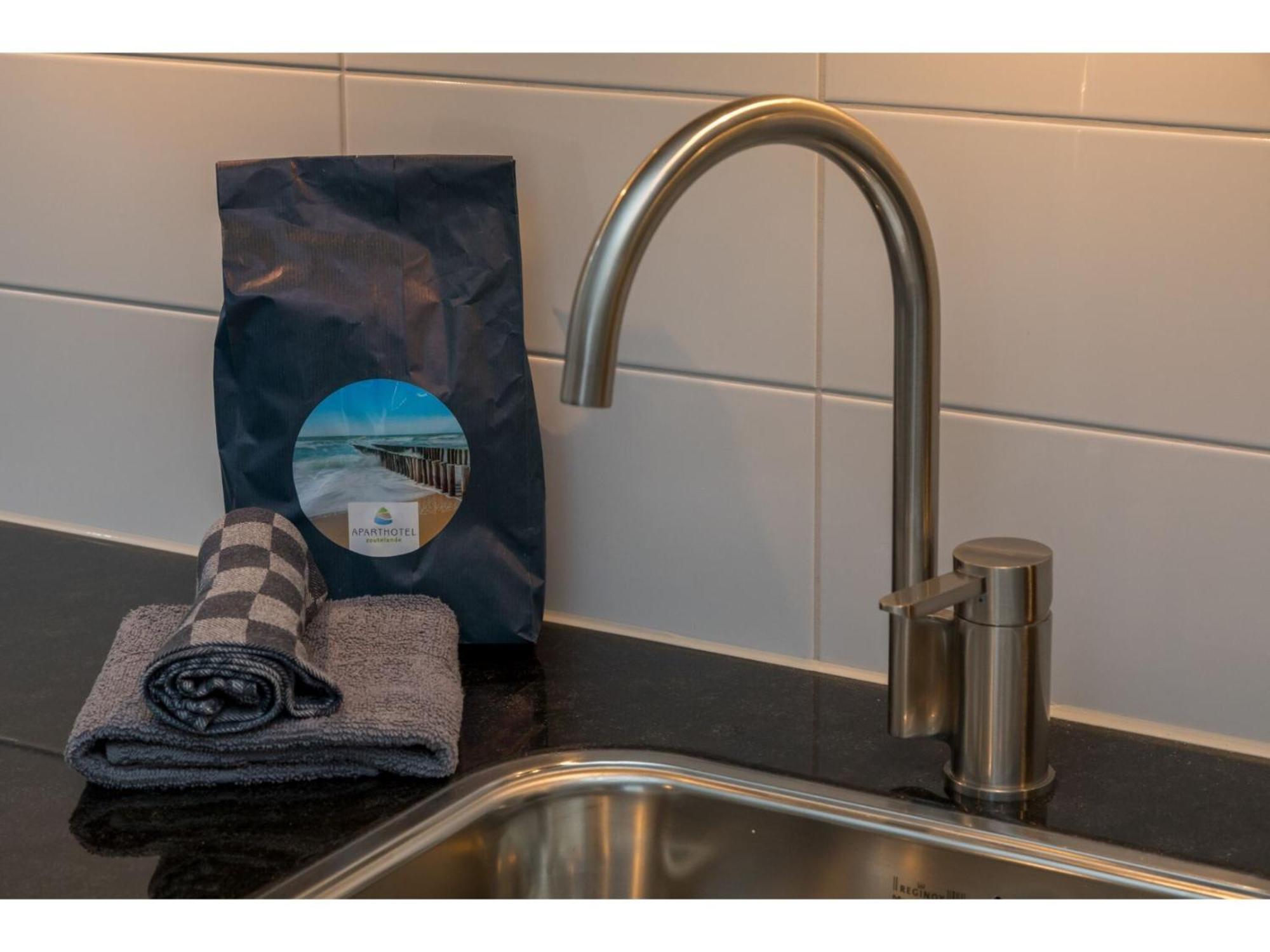 Luxurious Studio For 2 People A 1 Minute Walk From The Beach Of Zoutelande Esterno foto