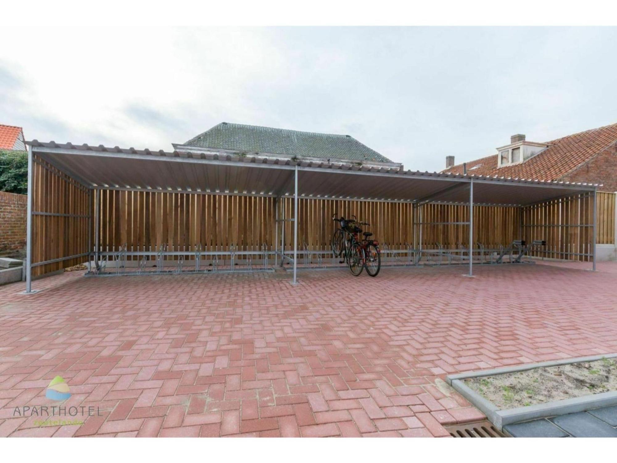 Luxurious Studio For 2 People A 1 Minute Walk From The Beach Of Zoutelande Esterno foto