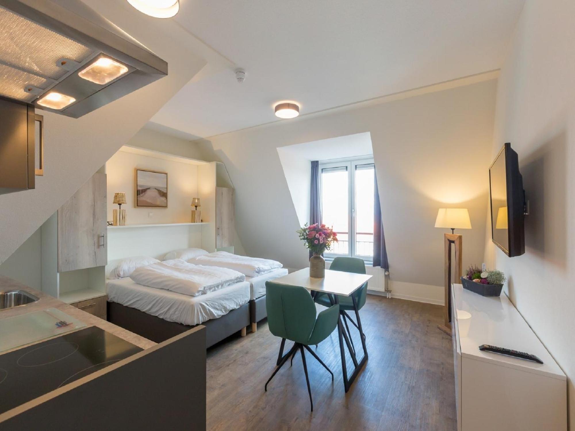 Luxurious Studio For 2 People A 1 Minute Walk From The Beach Of Zoutelande Esterno foto