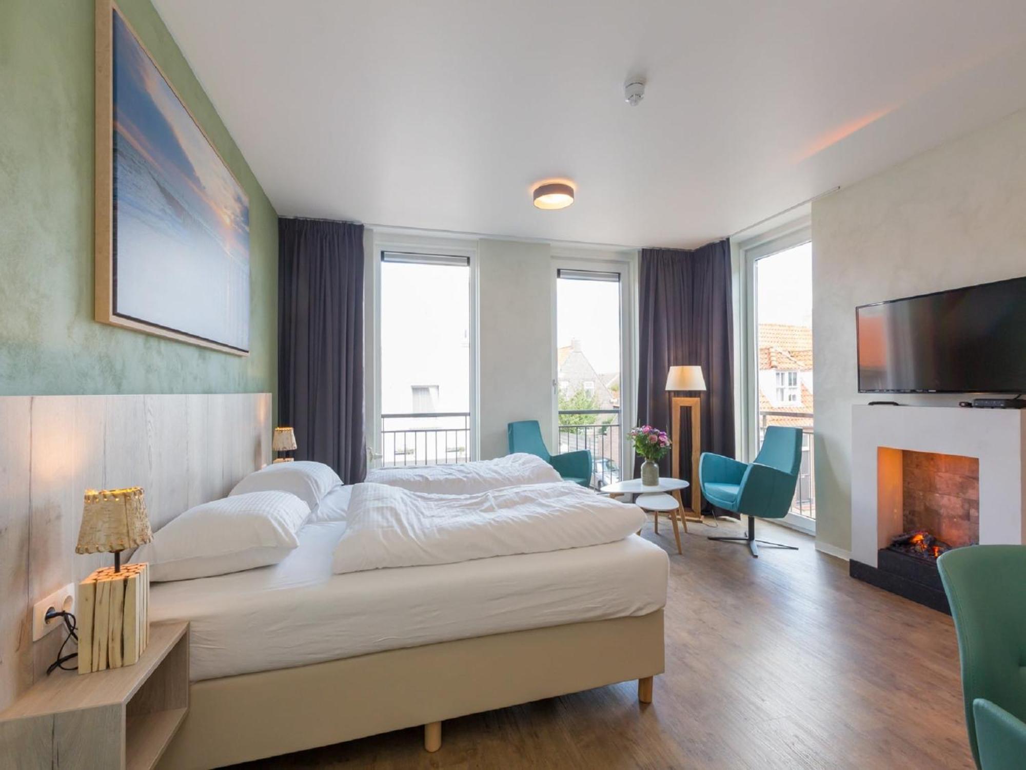Luxurious Studio For 2 People A 1 Minute Walk From The Beach Of Zoutelande Esterno foto
